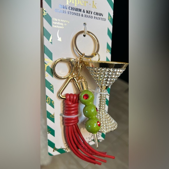 🫒🍸PIPER K sparkly MARTINI Glass and Olives Bag Charm & Key Chain🫒🍸NWT - Picture 10 of 10